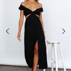 IN YOUR EYES MAXI DRESS BLACK